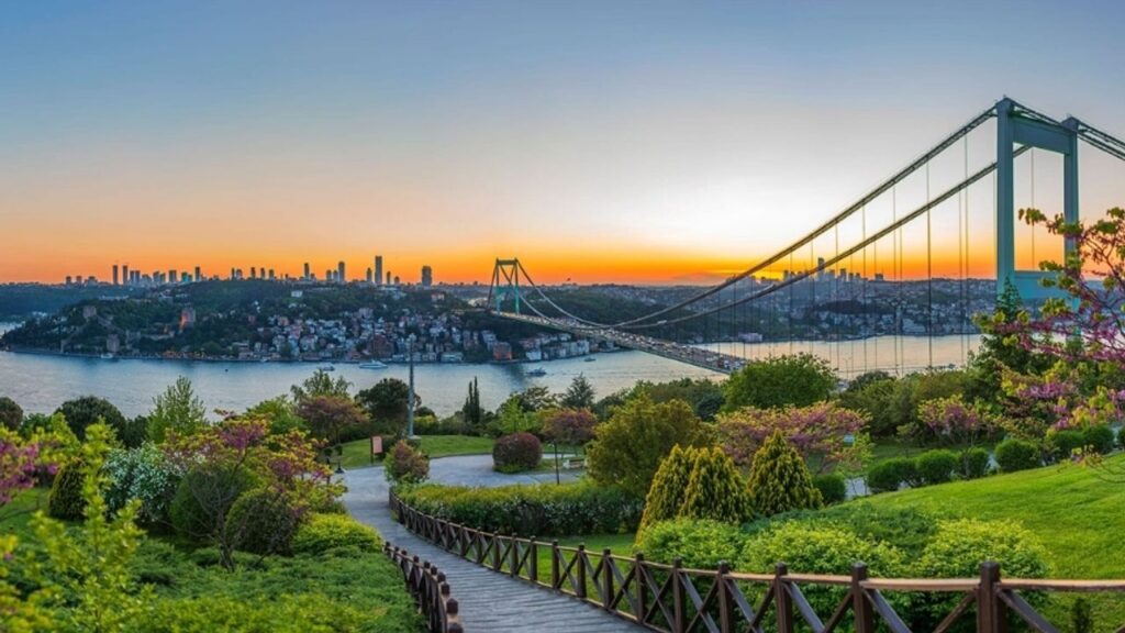 Çamlıca Tepesi